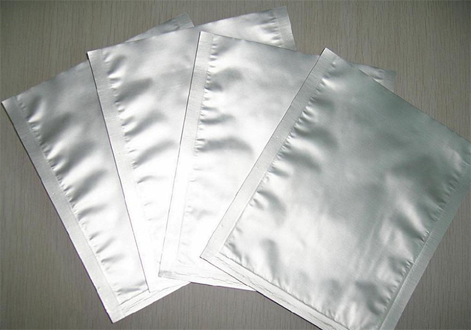 Co-extrusion vacuum bag